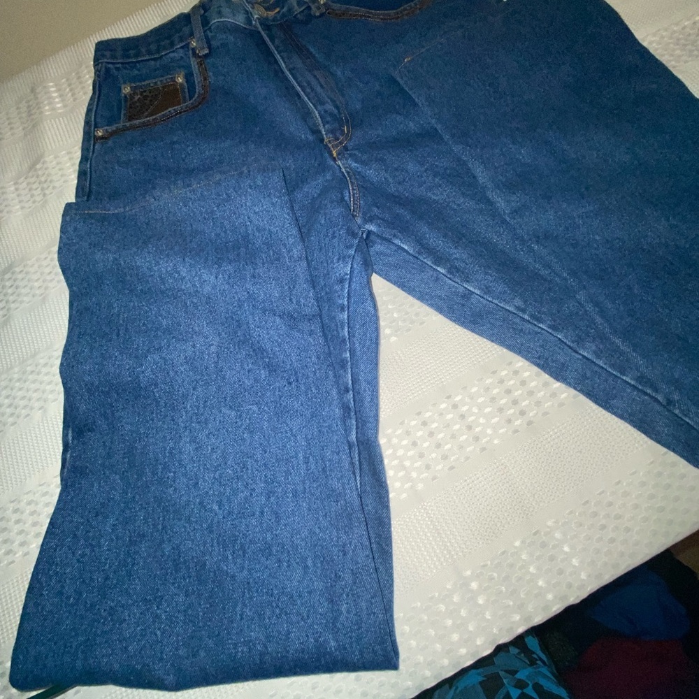 Cache vintage jeans with leather details around  pockets Size 12 excellent cond - Picture 5 of 6